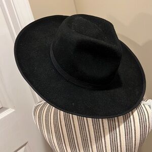 Carly Jean Black Hat